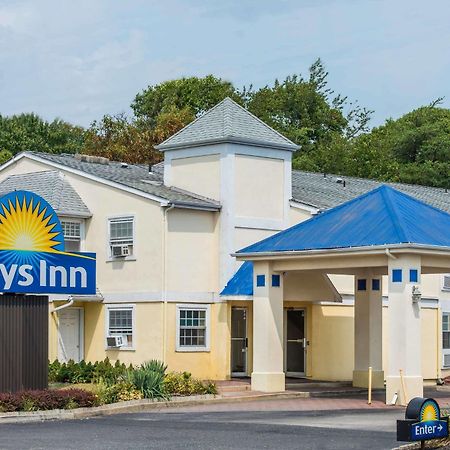 Days Inn By Wyndham Berlin Voorhees 外观 照片